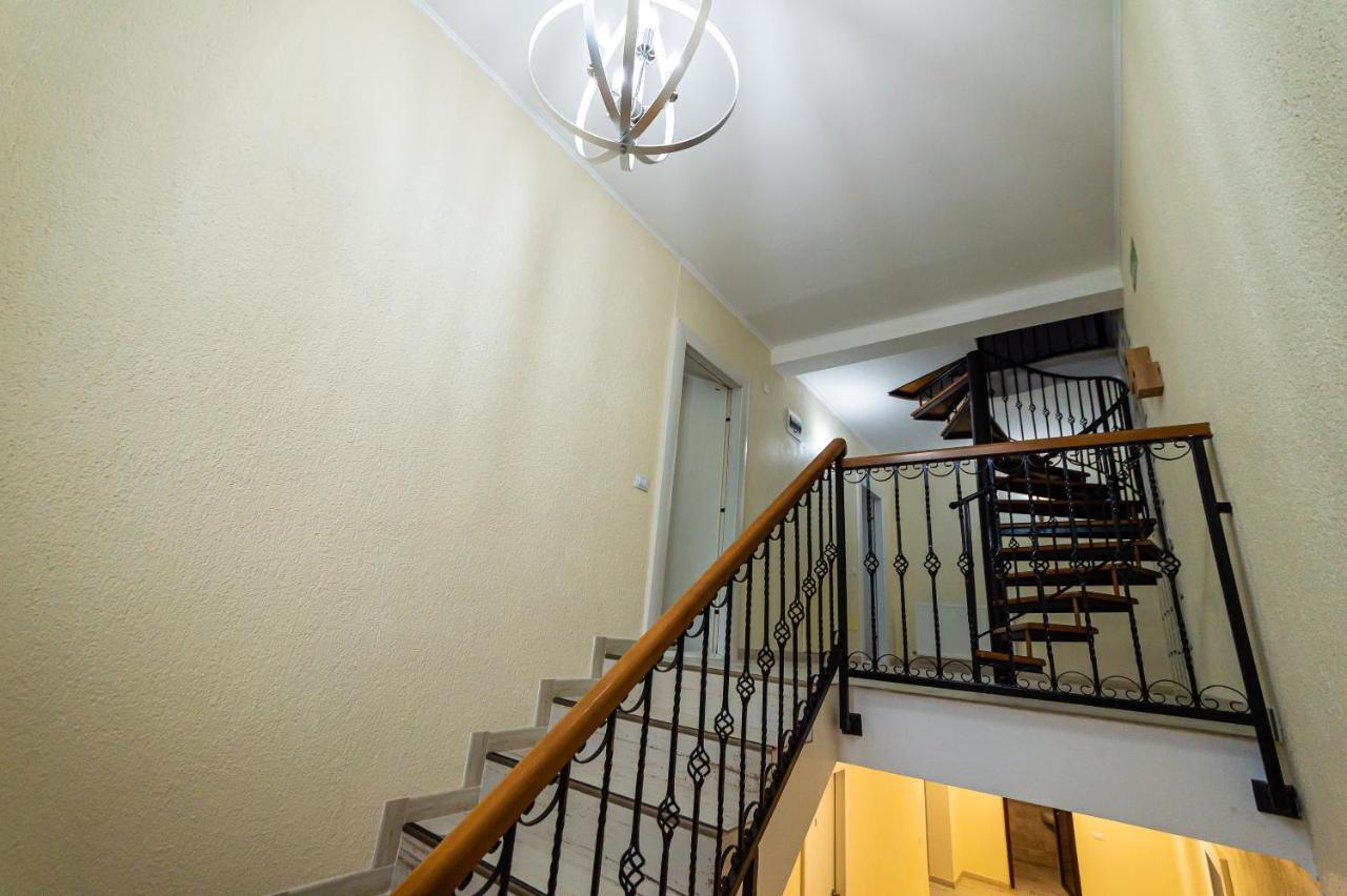 Vila Casa Avram Râmnicu Vâlcea Exteriér fotografie
