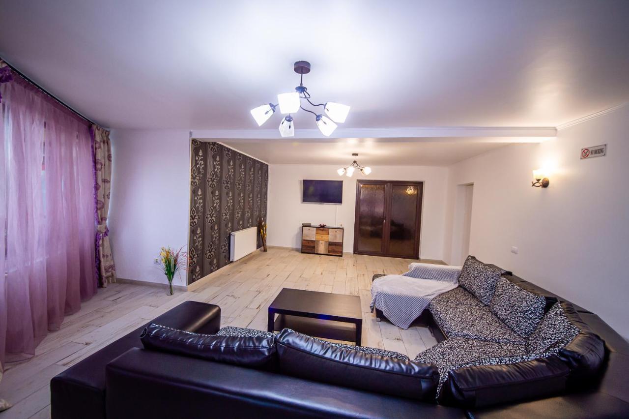 Vila Casa Avram Râmnicu Vâlcea Exteriér fotografie