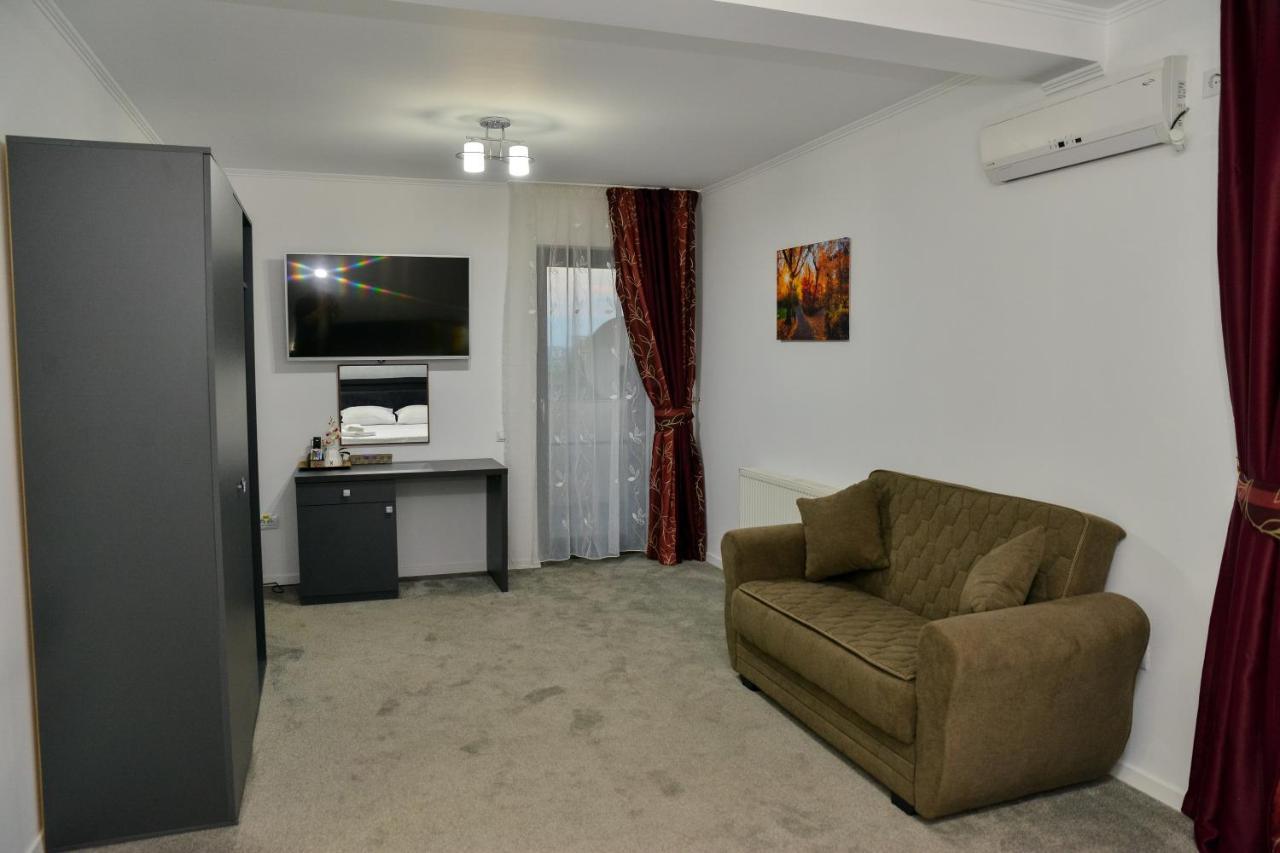 Vila Casa Avram Râmnicu Vâlcea Exteriér fotografie